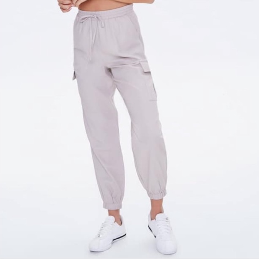 NWT Khaki Joggers Size Small
